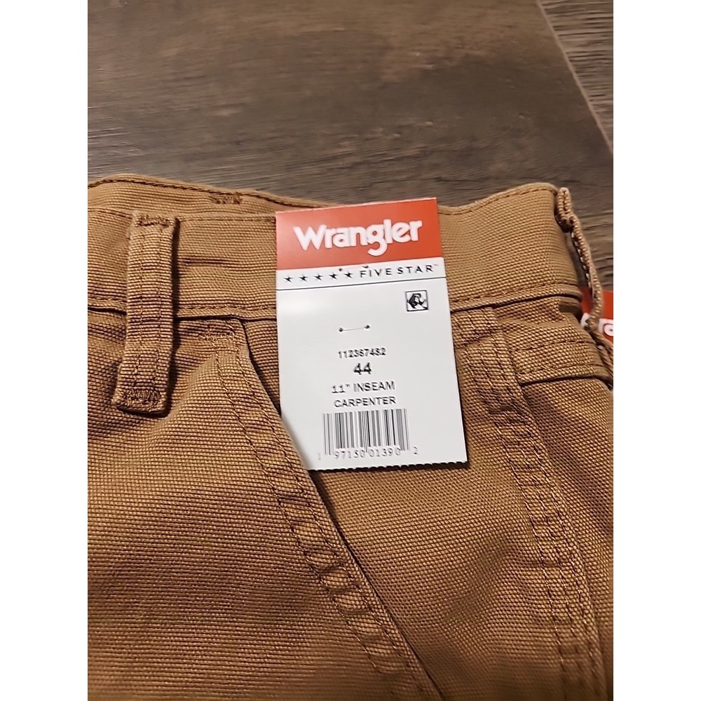 NWT Wrangler Carpenter Shorts Mens Size 44 X 11 Tan Relaxed Fit Canvas Pockets - Picture 2 of 3